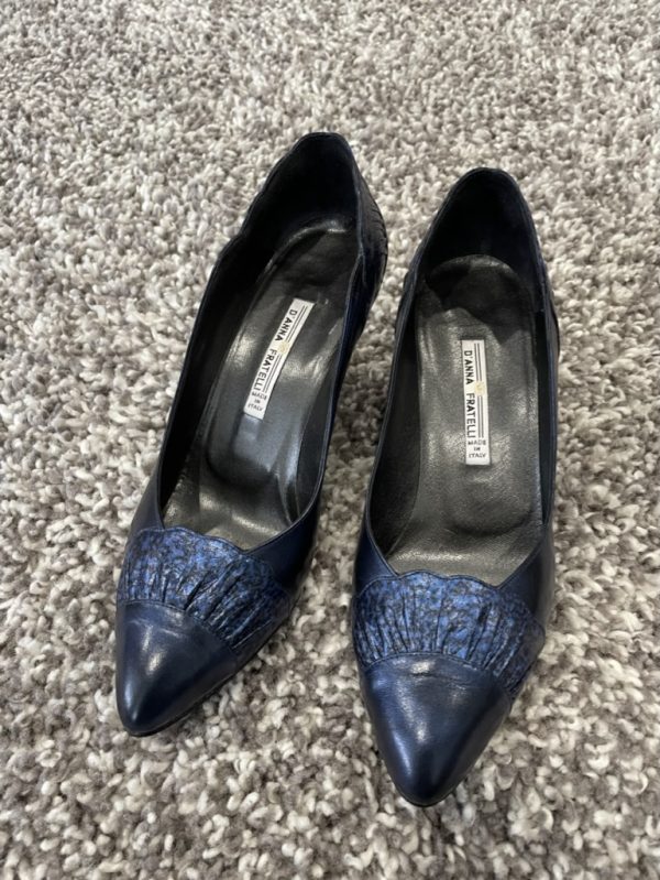 Almost new Vintage D’ANNA FRATELLI Women Shoes Size 36.5 Blue Made in Italy Leather Womans vintage heels - Image 3